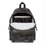 Kép 3/4 - Eastpak Padded Pak'R - Topped Camo Hátizsák