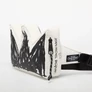 Kép 4/4 - EASTPAK CROWN BAG BASQUIAT CROWN - Övtáska